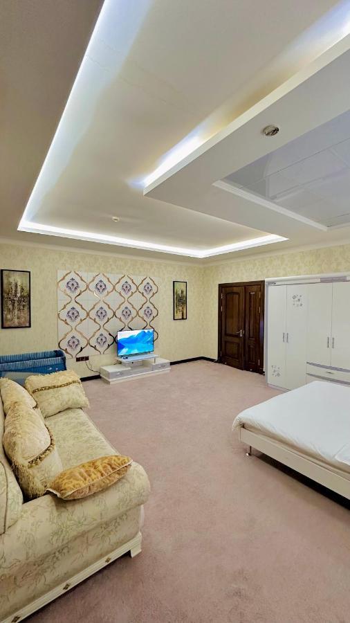 Hayot Hotel Tasjkent Buitenkant foto
