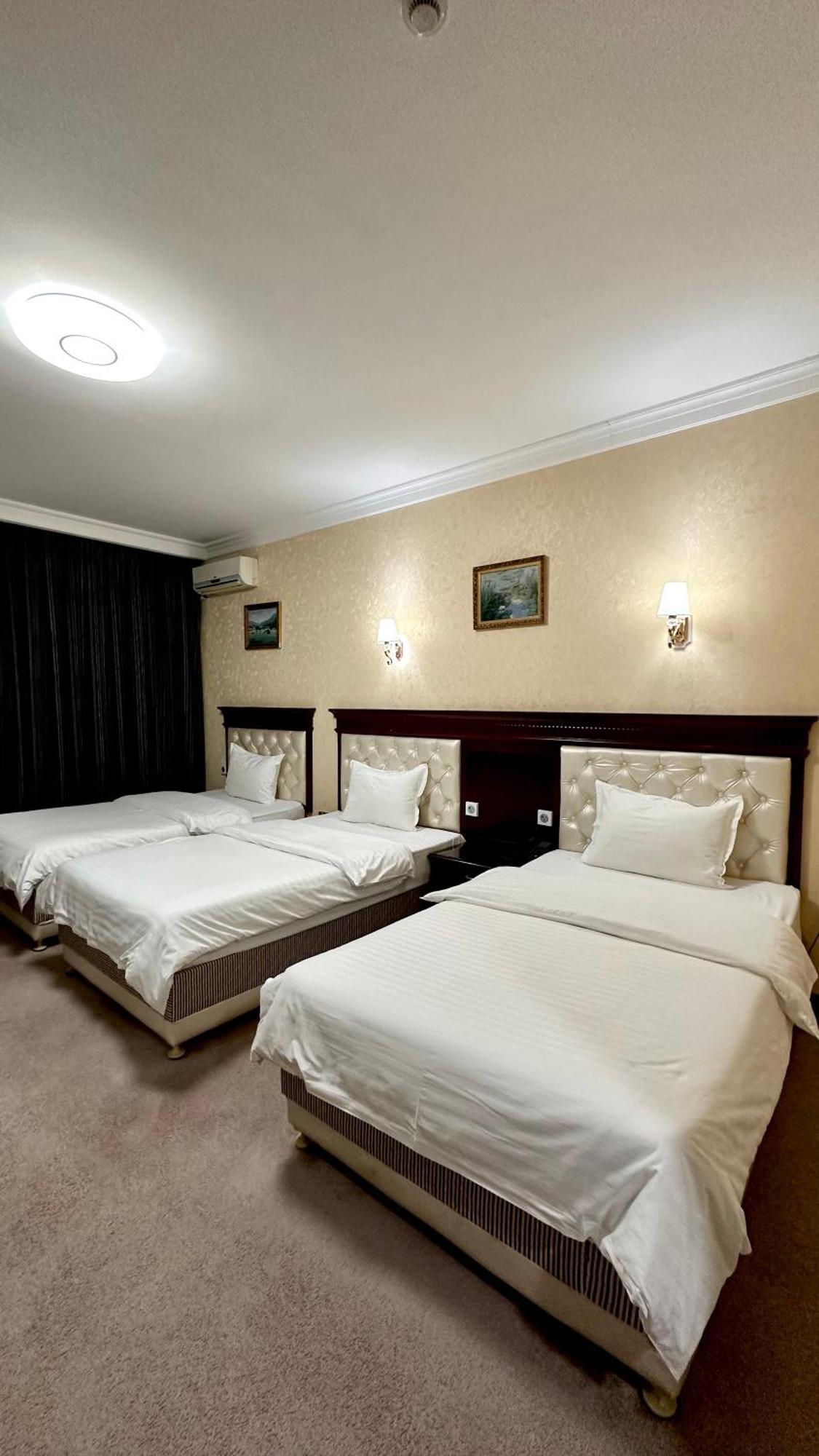 Hayot Hotel Tasjkent Buitenkant foto