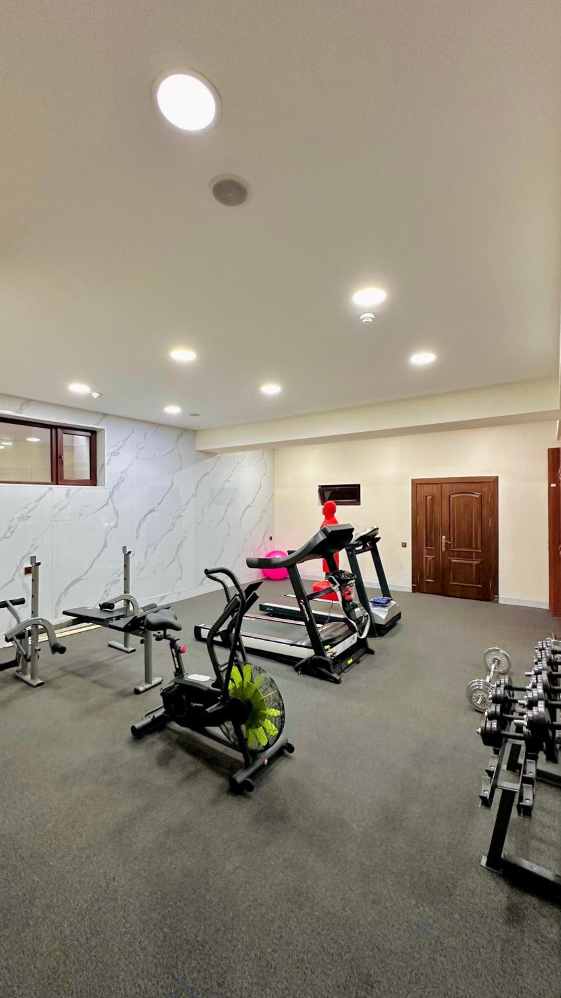 Hayot Hotel Tasjkent Buitenkant foto
